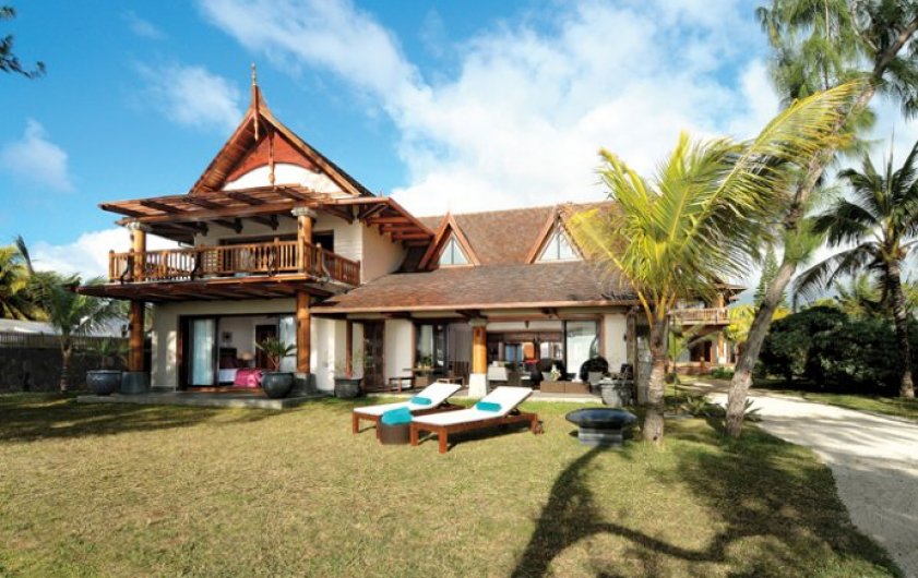Sankhara Luxury Private Beach Villa